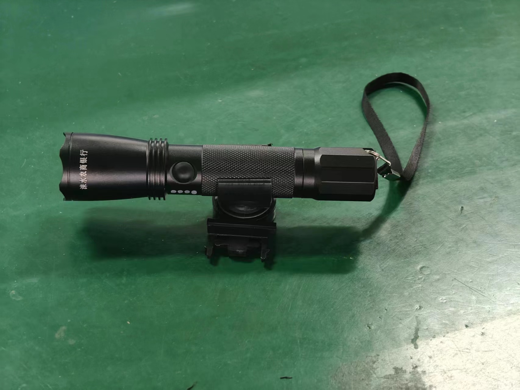 ๦܏(qing)Ͳ 
P(gun)I: