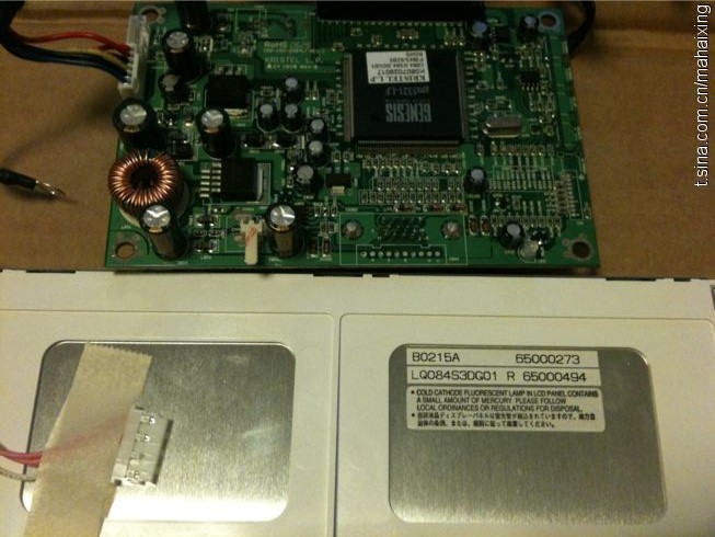 (yng)LQ084S3DG01 
P(gun)I: