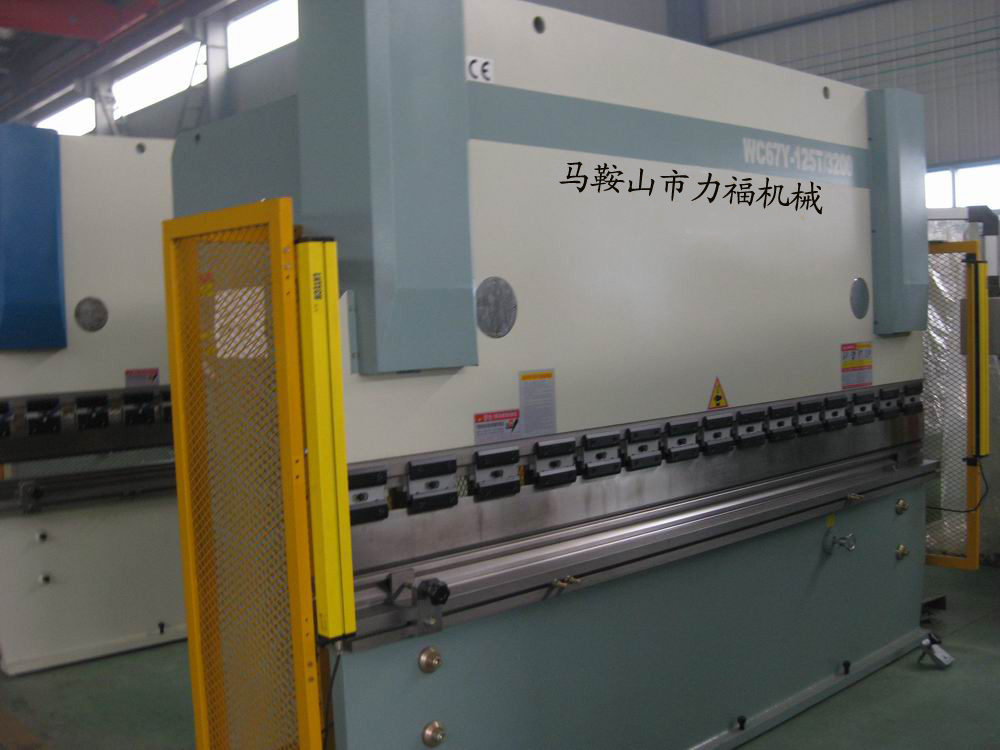 WC67Y-80T/4000Һ늄ۏC 
P(gun)I:2011-04-29