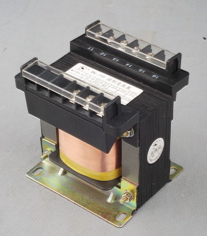 ׃220V/11V 
P(gun)I: