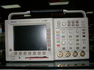 13510561408u(y)õġO(sh)ա 
P(gun)I: